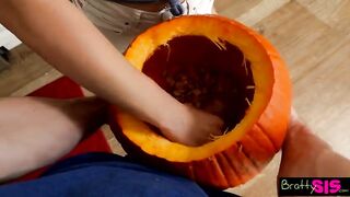 She caught her stepbrother fucking a pumpkin